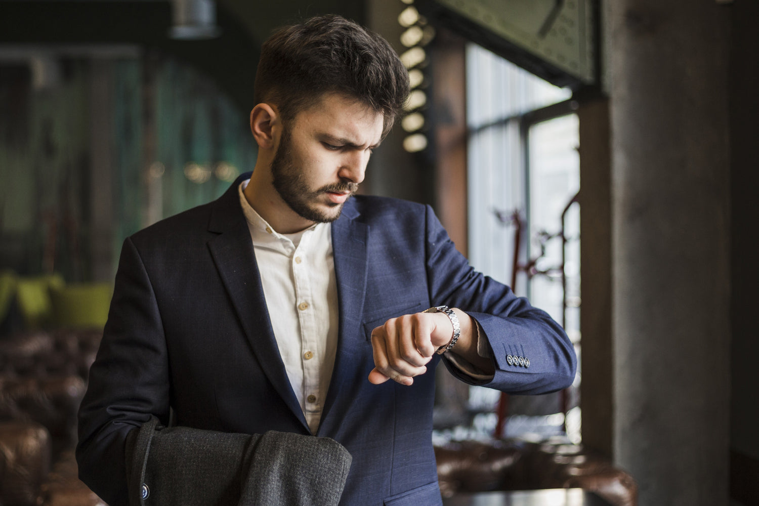 Smartwatches in Professional Settings: Revolutionizing the Workplace