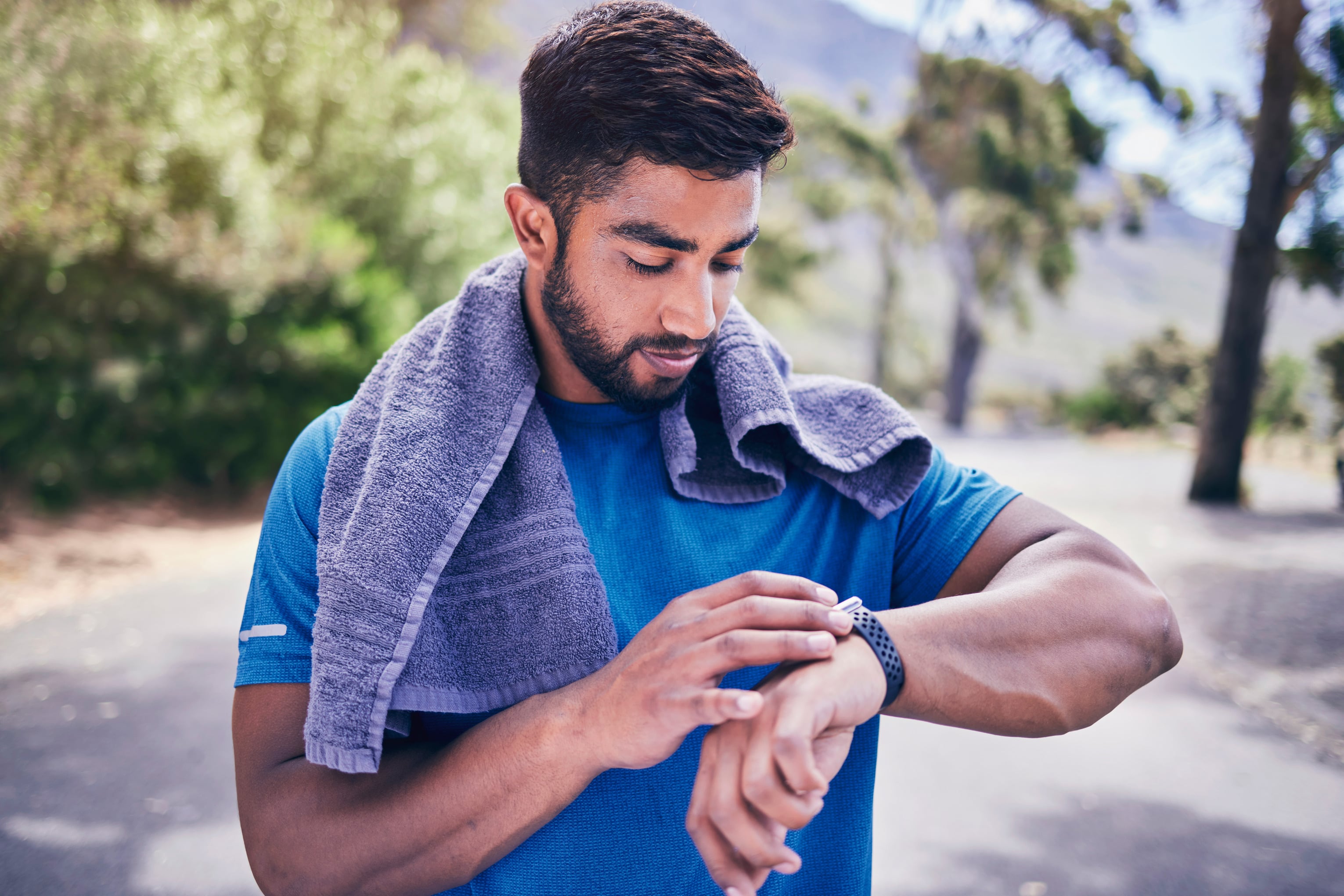 10 Features Every Athlete Should Look for in a Sports Smartwatch